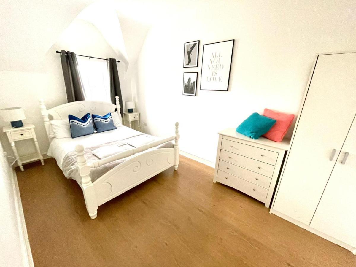 Koala & Tree - 2 Bedroom In City Centre - Short Lets & Serviced Accommodation Cambridge Esterno foto