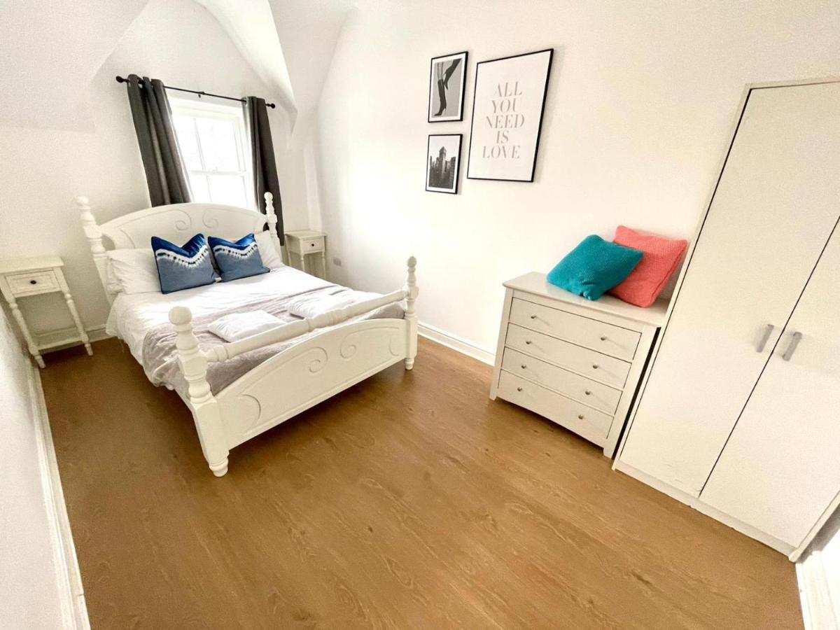Koala & Tree - 2 Bedroom In City Centre - Short Lets & Serviced Accommodation Cambridge Esterno foto